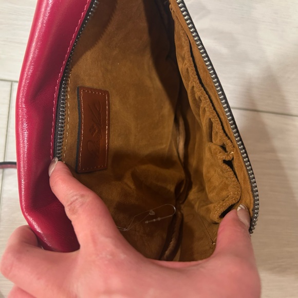 Patricia Nash leather sling / belt/ crossbody bag NWT - Picture 5 of 7